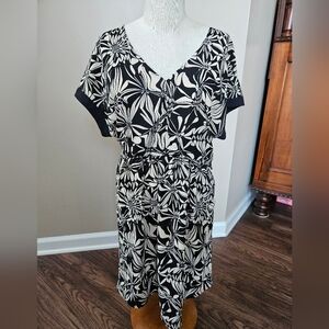 Anthropologie Black and Cream Dress Size Small